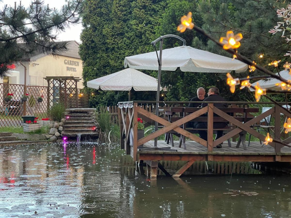 Oleśnica Hotel Garden מראה חיצוני תמונה