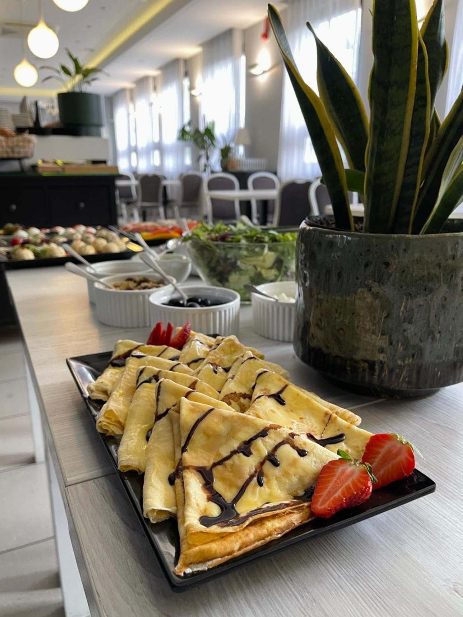 Oleśnica Hotel Garden מראה חיצוני תמונה