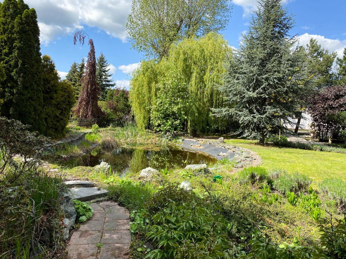 Oleśnica Hotel Garden מראה חיצוני תמונה